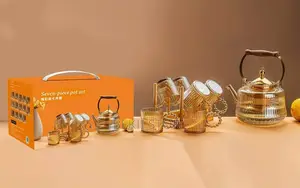 የቤት እቃ Glass Teapot and Cup Set With Wooden Handle