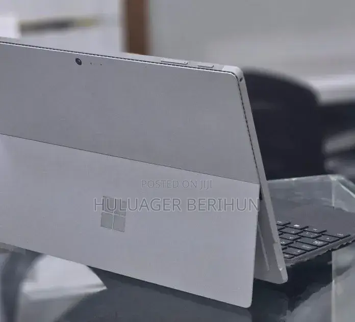New Laptop Microsoft Surface Pro 3 8GB Intel Core i7 SSD 256GB