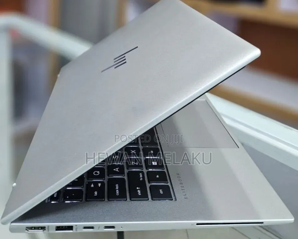 New Laptop HP EliteBook 840 G10 16GB Intel Core i5 SSD 512GB