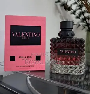 Original Valentino Donna Born in Roma Intense Perfume