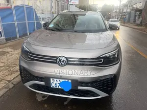 Volkswagen ID.6 2024 Blue