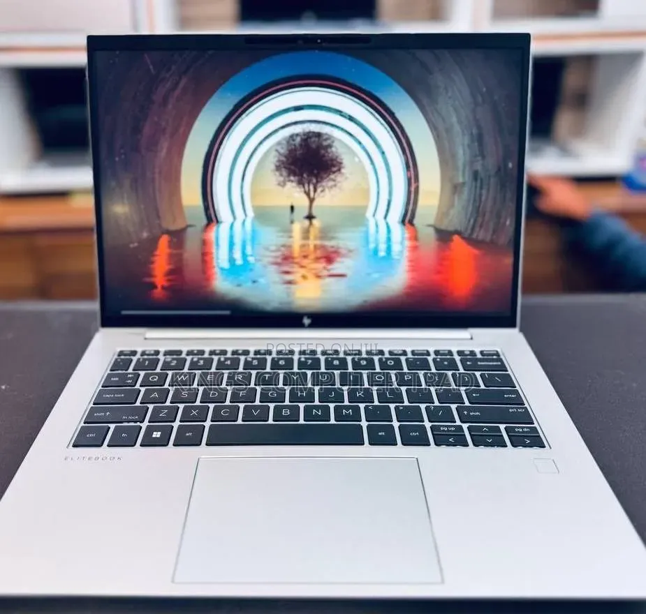 New Laptop HP EliteBook 640 G10 16GB Intel Core i5 SSD 512GB