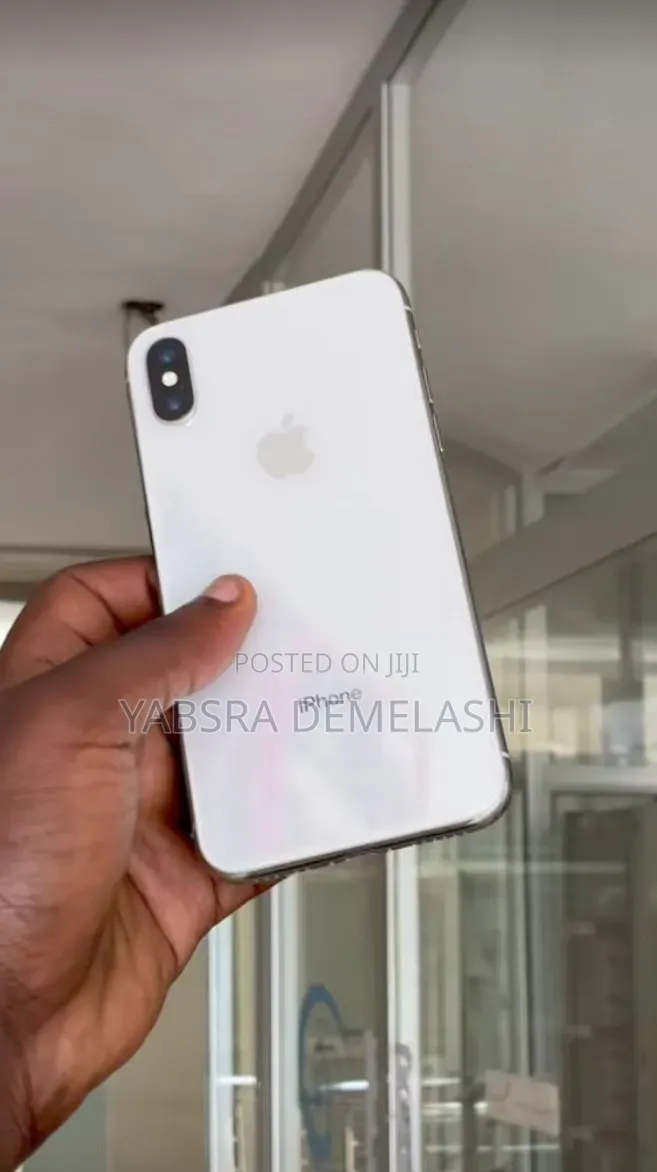 Apple iPhone XR 64 GB