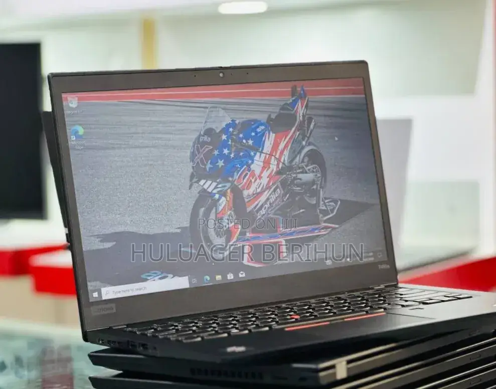 New Laptop Lenovo ThinkPad t495s 16GB AMD Ryzen 7 SSD 512GB