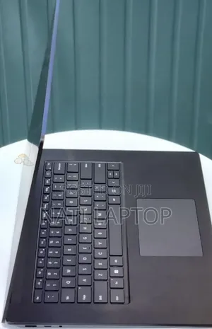 New Laptop Microsoft 16GB Intel Core i7 SSD 512GB