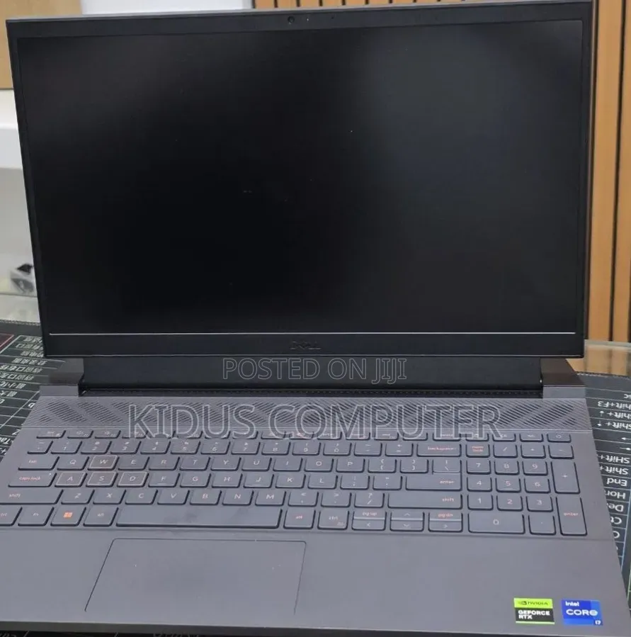 New Laptop Dell G15 5511 32GB Intel Core i7 SSD 512GB