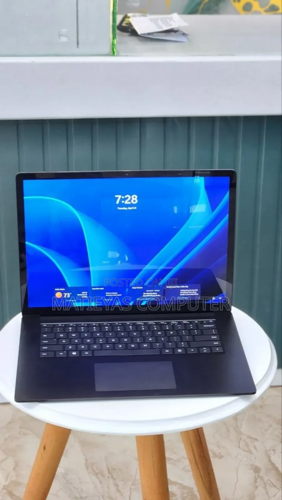New Laptop Microsoft Surface 16GB Intel Core i7 SSD 256GB