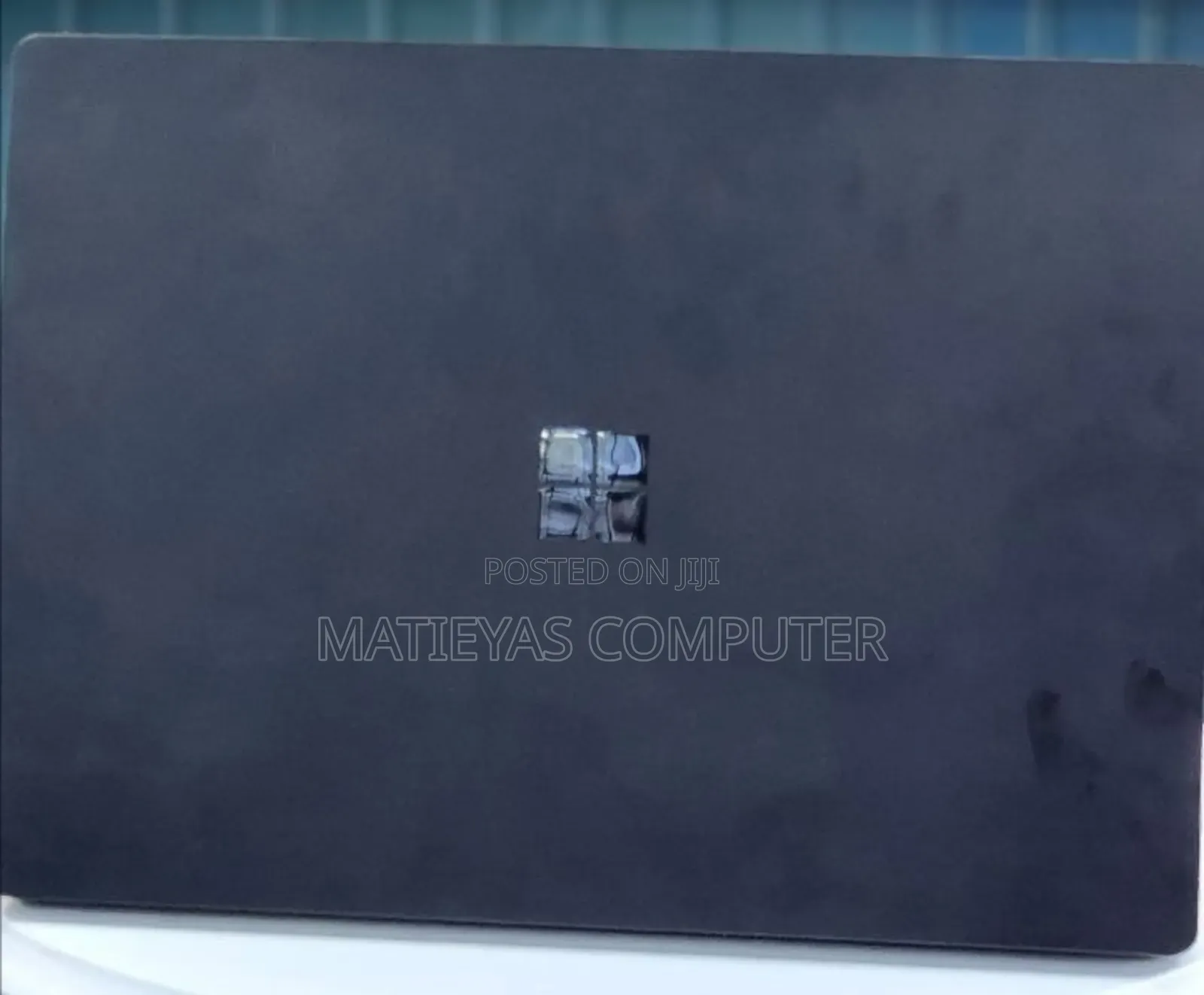 New Laptop Microsoft Surface 16GB Intel Core i7 SSD 256GB