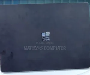 New Laptop Microsoft Surface 16GB Intel Core i7 SSD 256GB