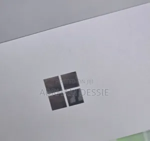 New Laptop Microsoft 8GB Intel Core i7 SSD 256GB