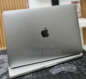 New Laptop Apple MacBook Pro 2017 16GB Intel Core i5 SSD 256GB