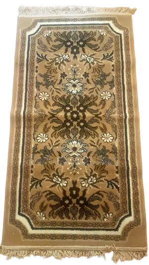 Hand Knotted Persian Design Rug 152 × 65cm