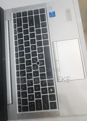 New Laptop HP EliteBook 840 G8 16GB Intel Core i7 SSD 512GB