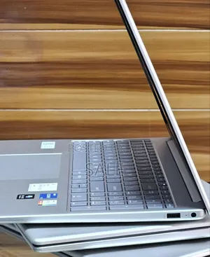 New Laptop HP Stream Notebook 16GB Intel Core i5 SSD 1T