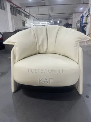 Imported Gust Chair
