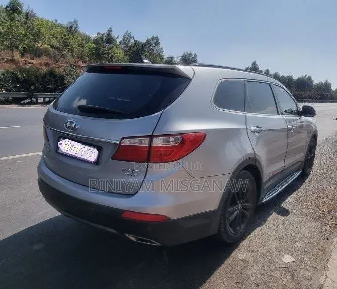 Hyundai Santa Fe 2015 Silver