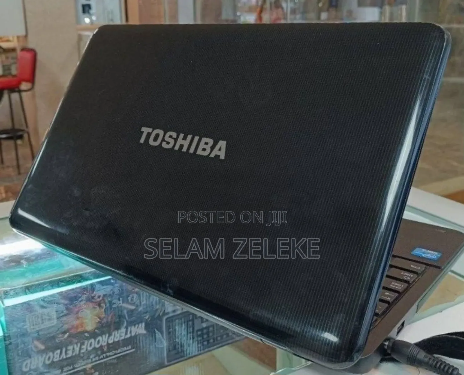 Laptop Toshiba 4GB Intel Core i3 HDD 500GB