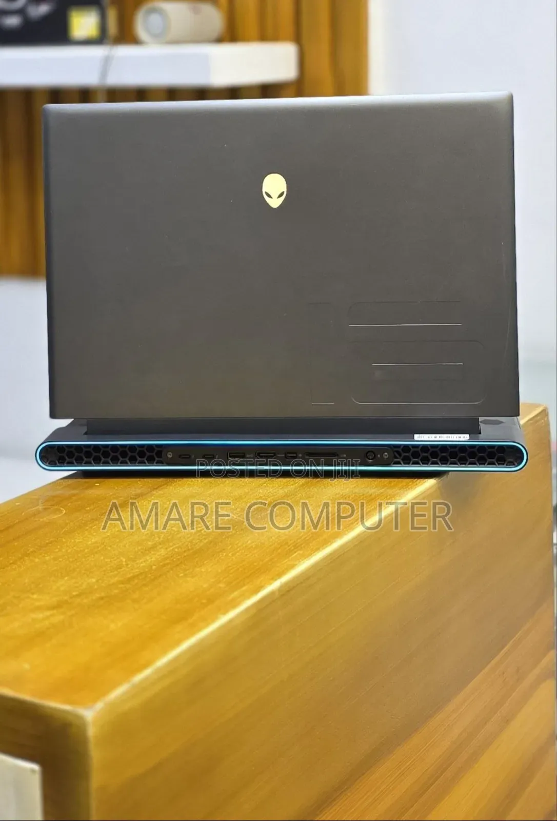 New Laptop Alienware X16 r1 16GB Intel Core i9 SSD 1T