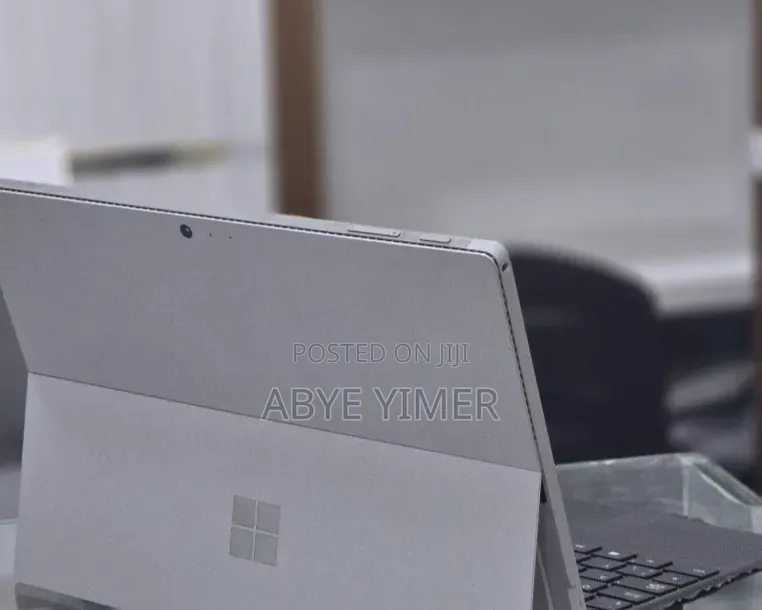 New Laptop Microsoft Surface Pro 3 8GB Intel Core i7 SSD 256GB