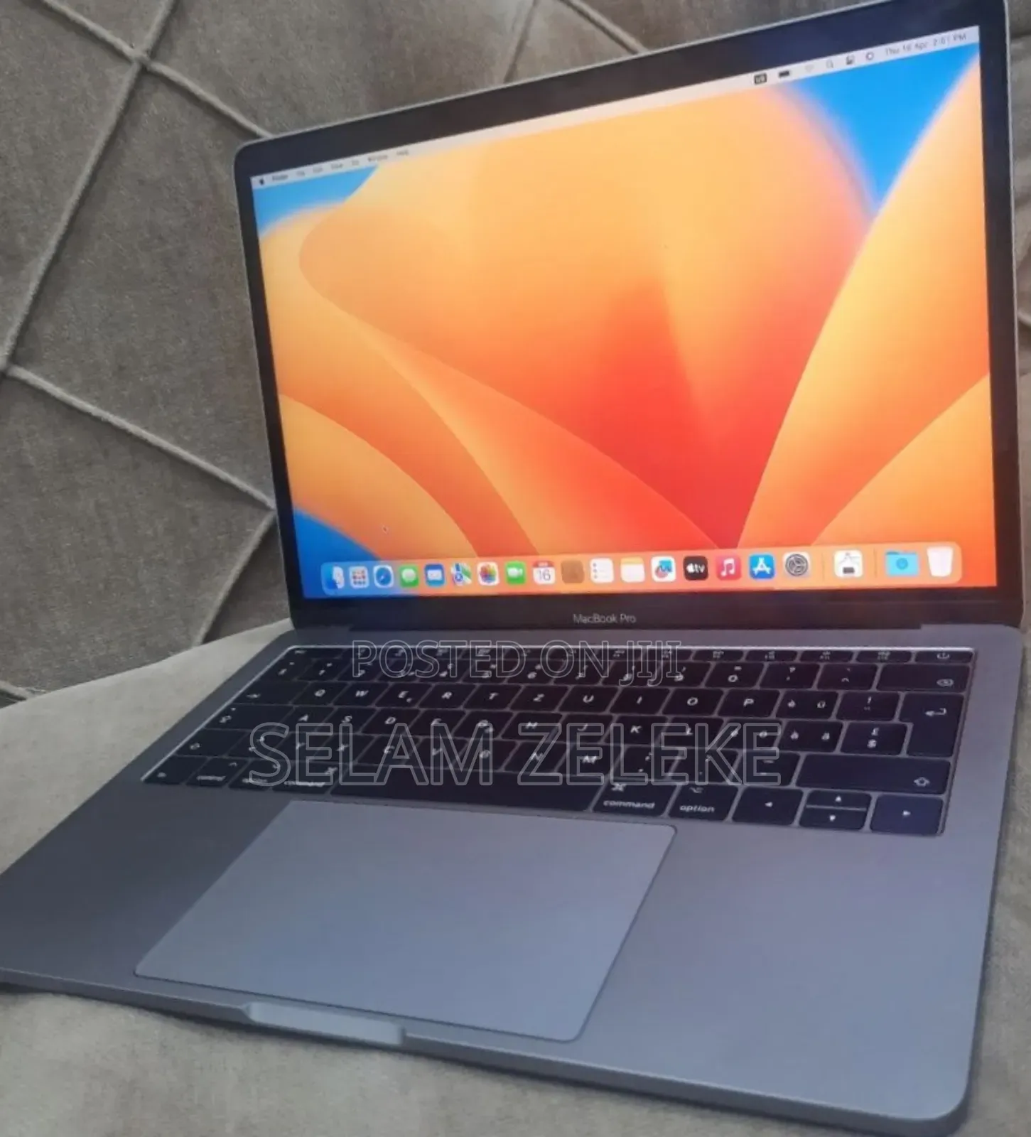 New Laptop Apple MacBook Pro 2017 16GB Intel Core i5 SSD 512GB