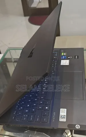 New Laptop HP 16GB Intel Core i7 SSD 512GB