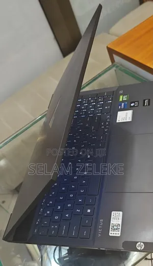 New Laptop HP 16GB Intel Core i7 SSD 512GB