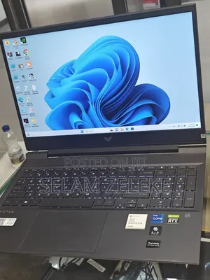 New Laptop HP 16GB Intel Core i7 SSD 512GB