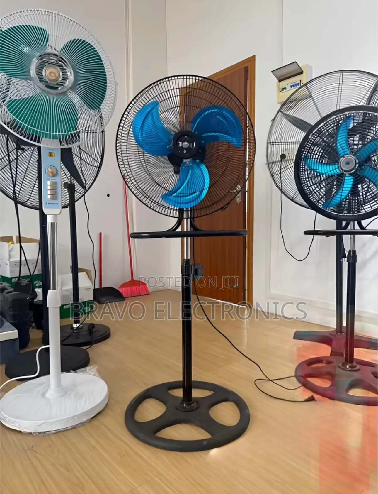 Deluxe Crown Standing Fan | New Model | 18” | Powerful Cooling