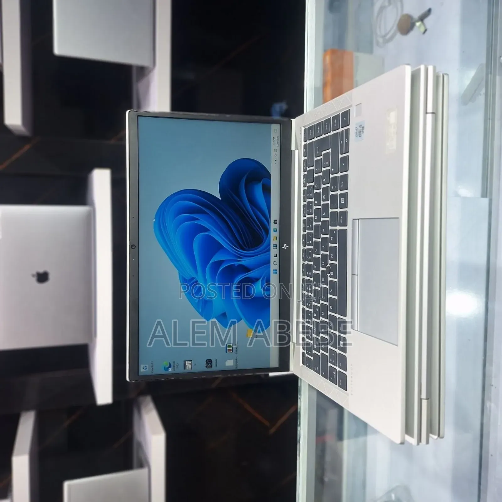New Laptop HP EliteBook 840 G7 8GB Intel Core i5 SSD 512GB