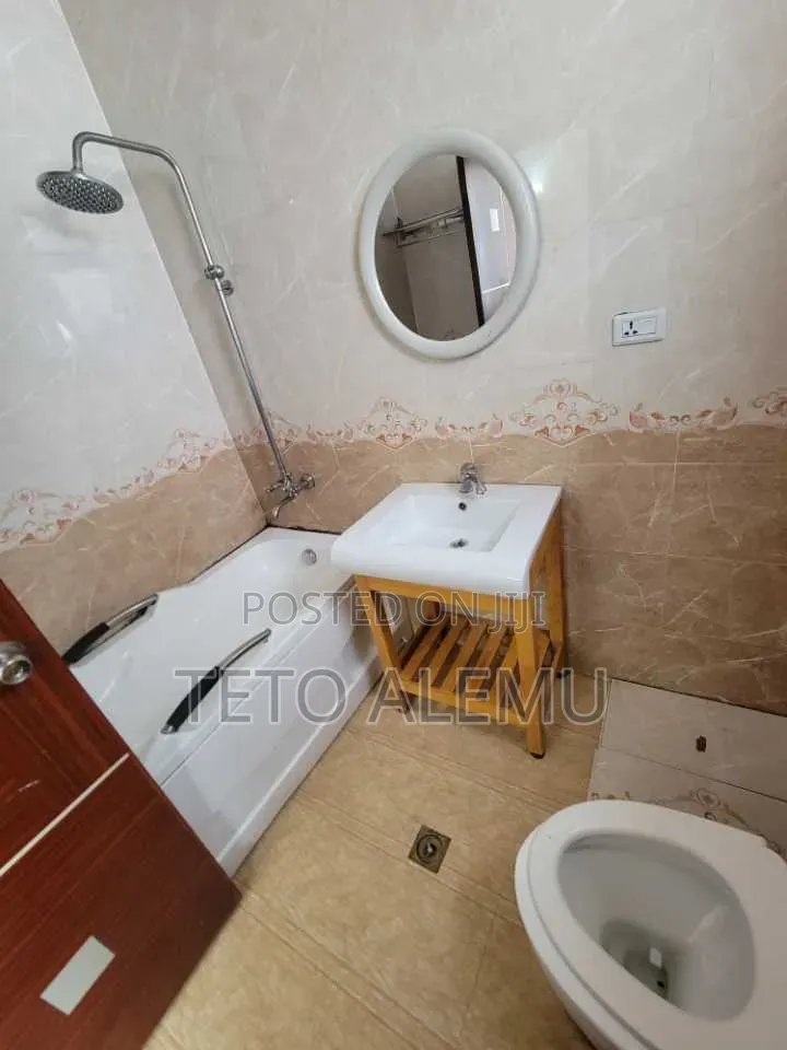 3bdrm Apartment in የሚሸጥ አፓርታማ 3መኝታ ሰሚት, Bole for sale