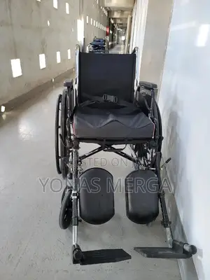 Orginal Europe Used Wheelchair臨占clean, Comfortable, and Fresh