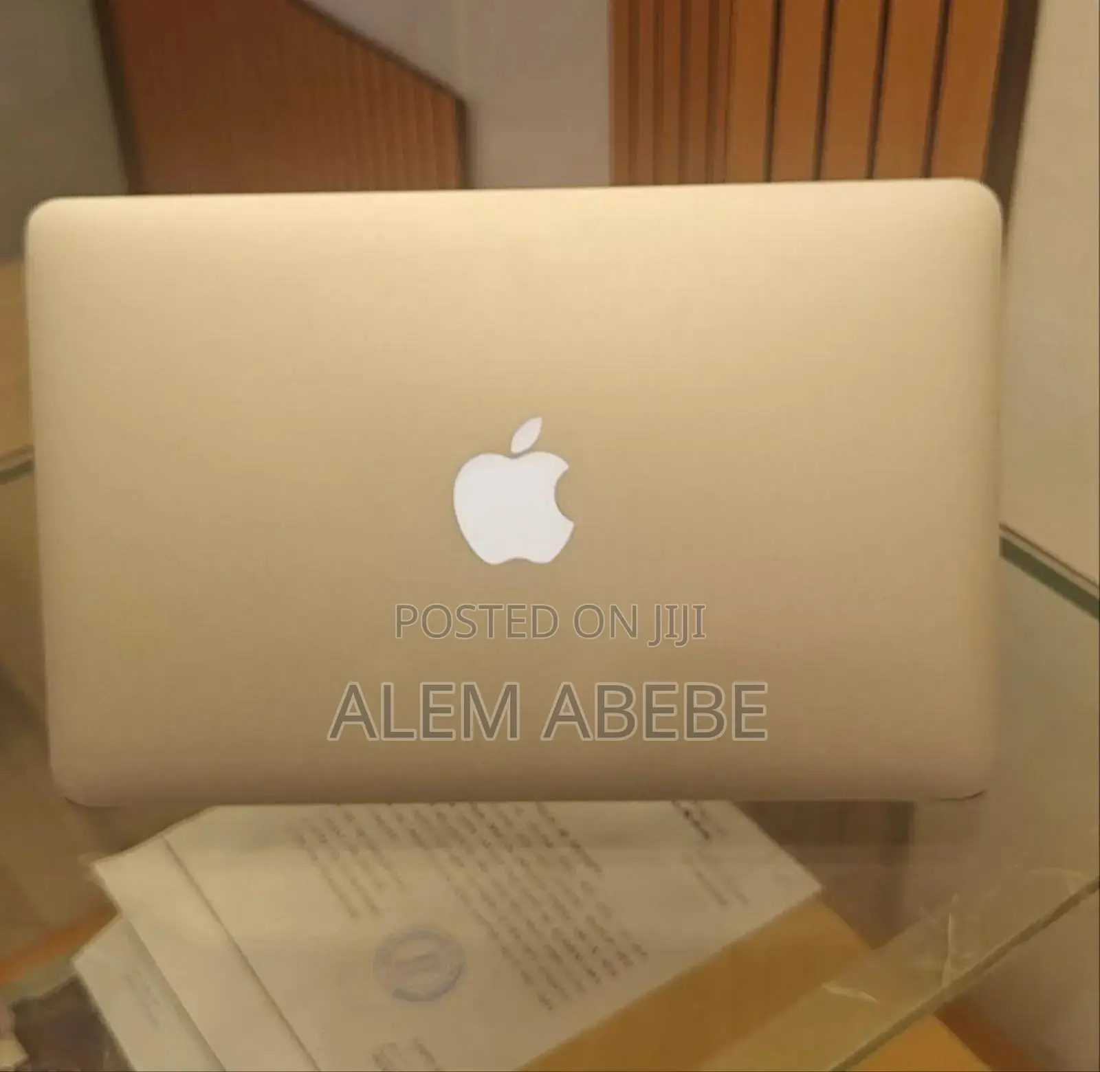 New Laptop Apple MacBook 2015 4GB Intel Core i5 SSD 128GB
