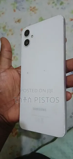 Samsung Galaxy A05 64 GB White