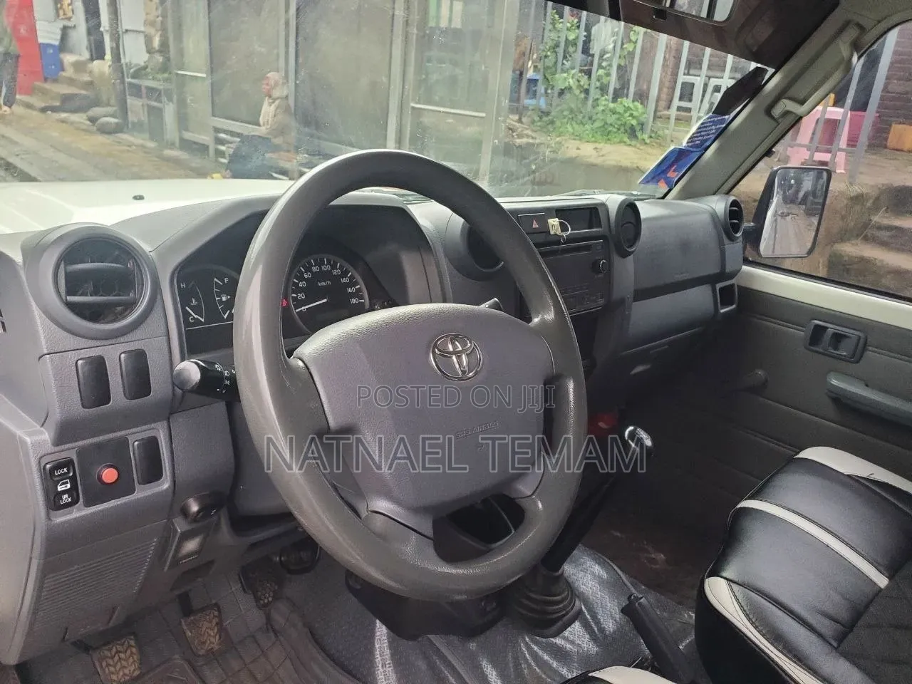Toyota Land Cruiser 2018 White