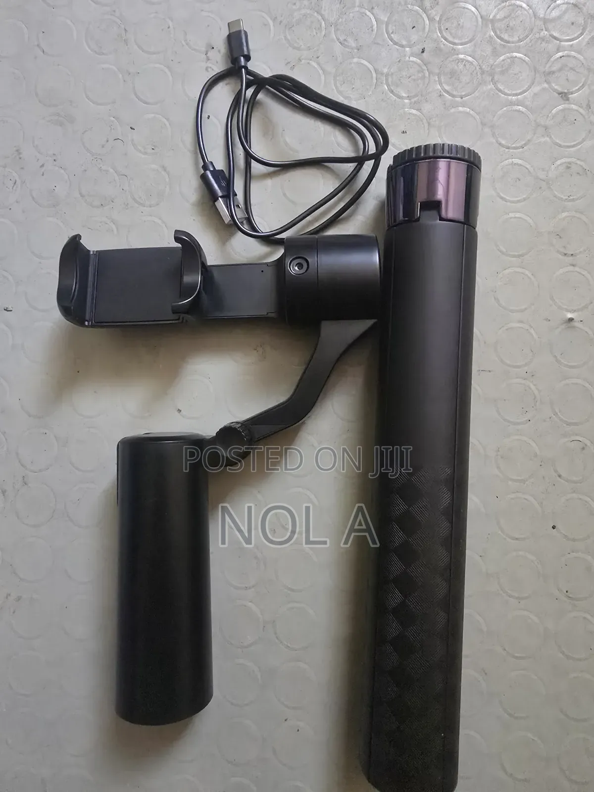 Auto Face Tracking Tripod