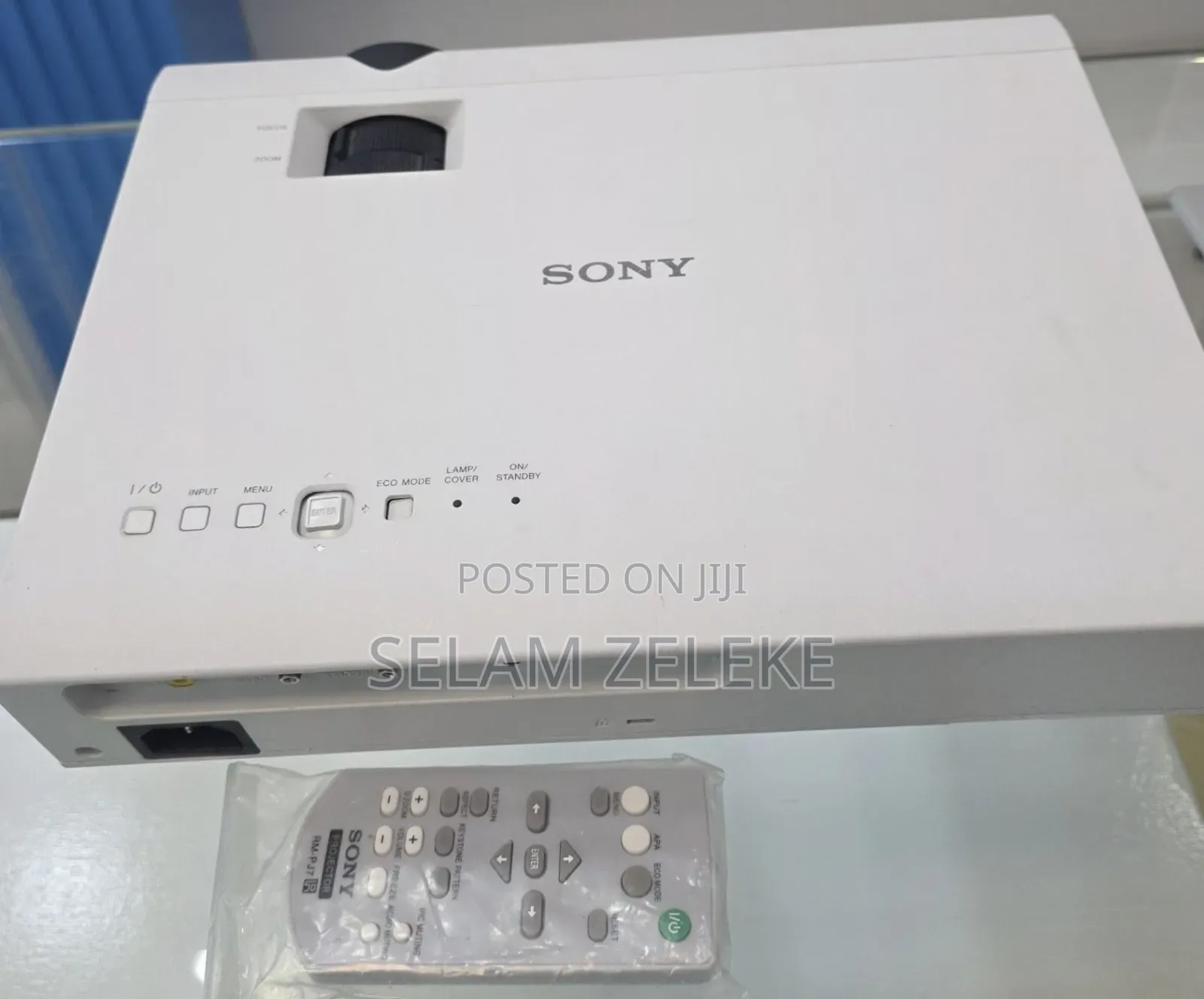 Sony Projector VPL-Dx100
