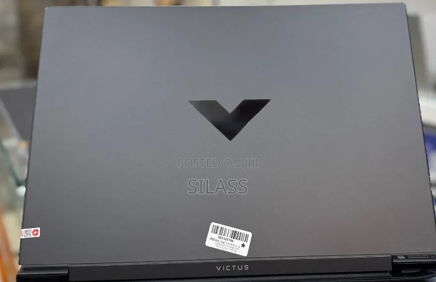 New Laptop HP Victus 16 16GB Intel Core i7 SSD 1T