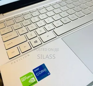 New Laptop HP Pavilion 14 16GB Intel Core i5 SSD 512GB