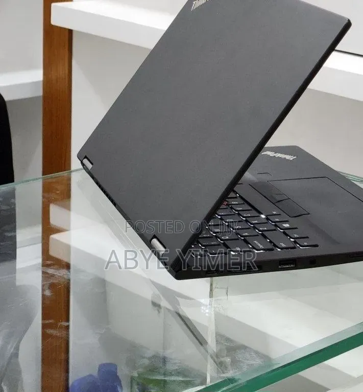 New Laptop Lenovo ThinkPad X390 Yoga 16GB Intel Core i5 SSD 512GB