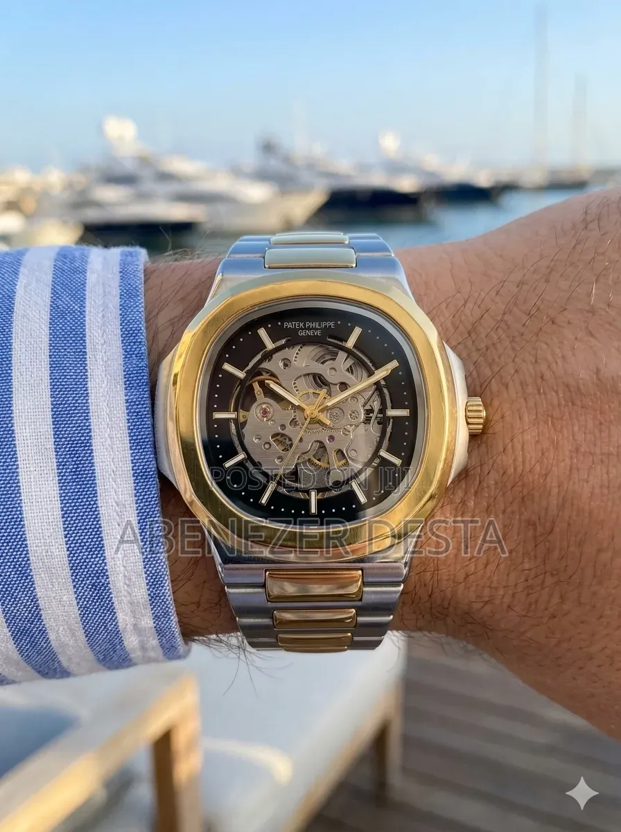 Men's Automatic Mechanical Watch With a Skeleton Dial