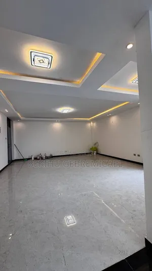 2bdrm Condo in አያት, Yeka for rent