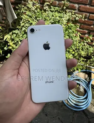 Apple iPhone 8 64 GB White