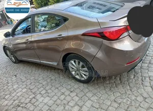 Hyundai Elantra 2015 Brown