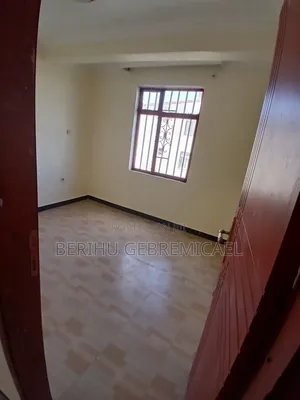 2bdrm Condo in ኣያተ, Yeka for rent