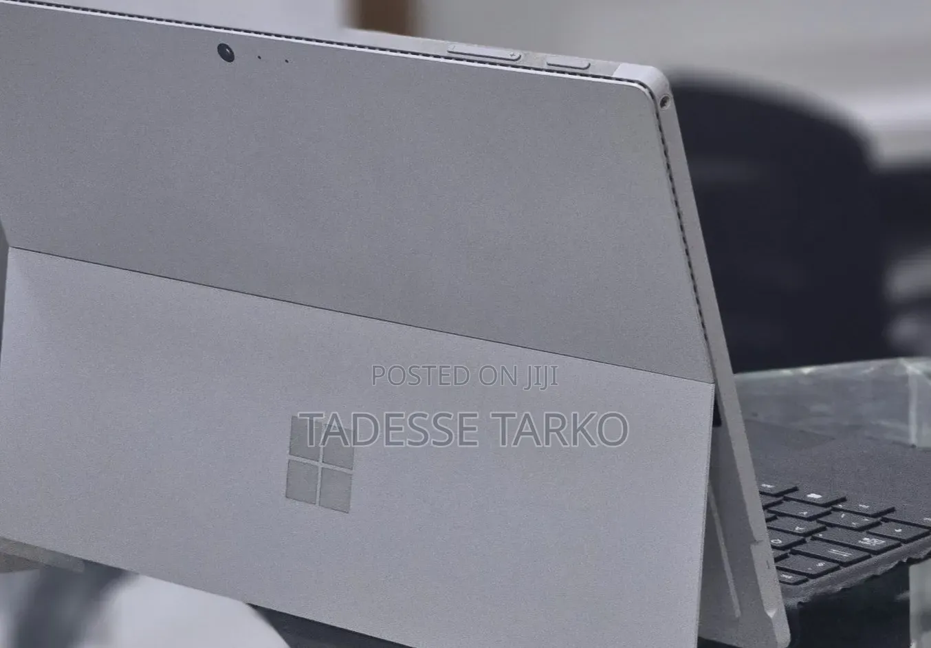 New Laptop Microsoft Surface Pro 7 8GB Intel Core i7 SSD 256GB