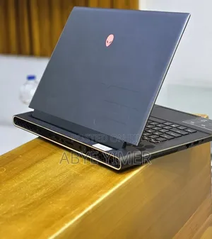 New Laptop Alienware X16 16GB Intel Core i9 SSD 1T