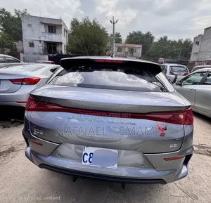 BYD E2 43 kWh 94 hp FWD 2025 Blue