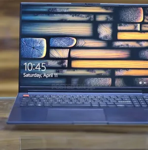 New Laptop Asus VivoBook 15 X505BA 16GB Intel Core i7 SSD 1T