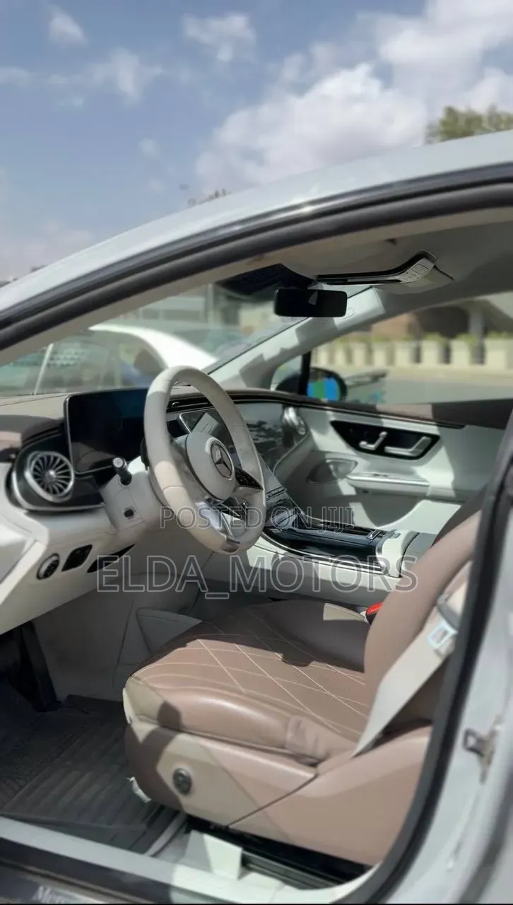 Mercedes-Benz EQE EQE 350+ 2024 Off white