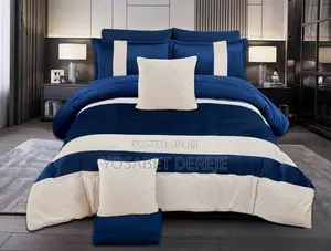 Seven (7) PCS Comforter Set በጣም ውበት ያለው እና ደስ የሚል ሙቀት የሚፈጥር ኮምፈርት